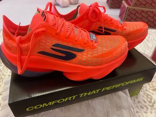 Skechers SKX Aero Tempo Coral Talla 38, 25cm