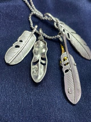 Collana Unisex Acciaio Ciondolo Piuma Artiglio