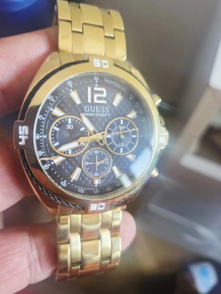 Reloj Guess Hombre Negro y Dorado