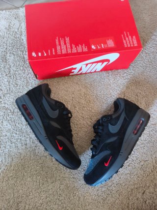 Nike Air Max 1 Bred