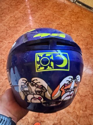 2 Cascos Moto Integrales uno AGV K-3 de diseño