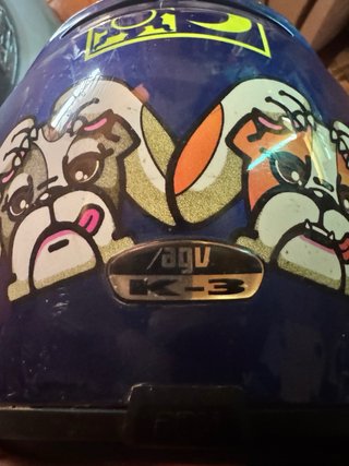 2 Cascos Moto Integrales uno AGV K-3 de diseño