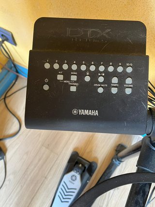 Batería electrónica Yamaha DTX430K completa