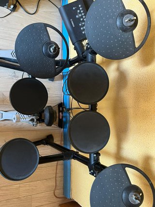 Batería electrónica Yamaha DTX430K completa
