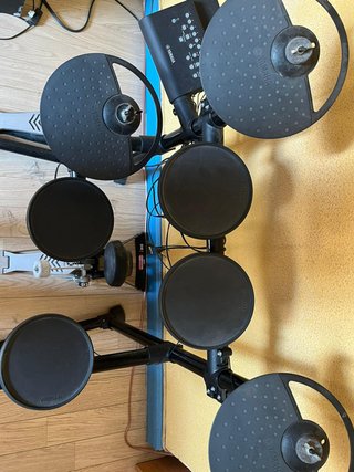 Batería electrónica Yamaha DTX430K completa