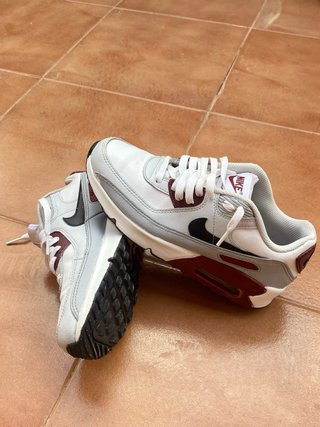 Nike Air Max 90 Gris Blanco Granate