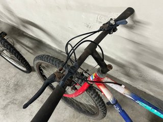 Bicicleta MTB 26 para reparar