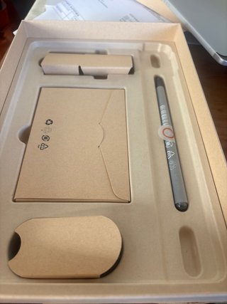 Lenovo Yoga Tab con Funda y Lápiz