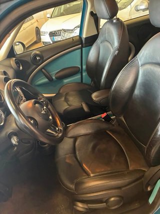 MINI Cooper 2010