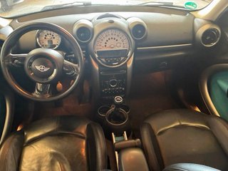 MINI Cooper 2010