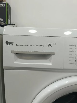 Lavadora TEKA Carga Frontal 7kg