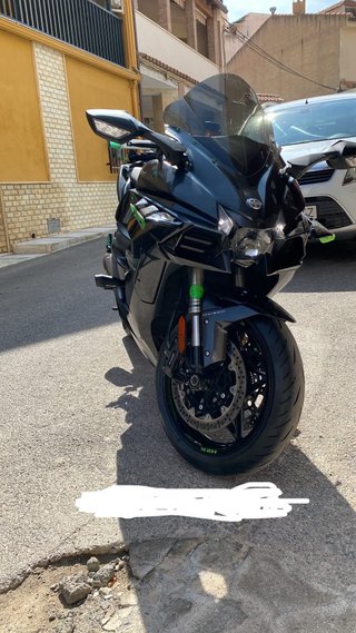 Kawasaki H2 SX Negra y Verde