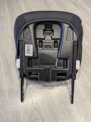 Alzador coche Isofix negro