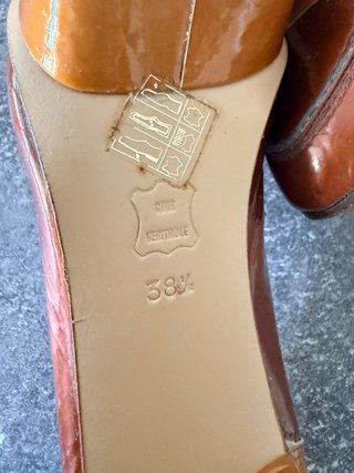 Zapatos charol tacón Elizabeth Stuart 38,5