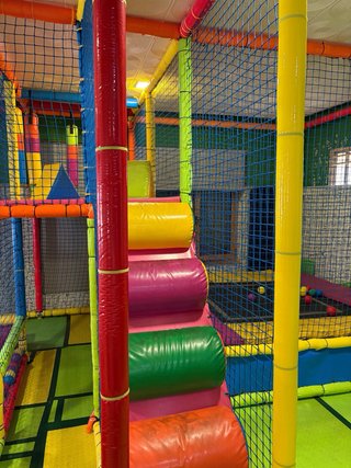 Parque de bolas infantil completo