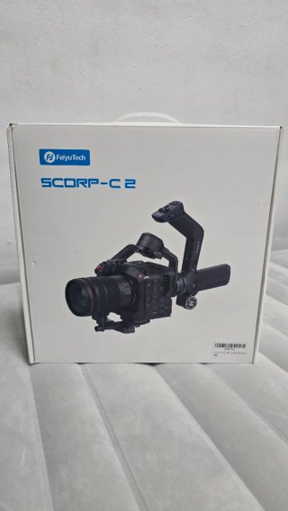 Stabilizzatore gimbal FeiyuTech SCORP-C2 per fotocamere DSLR e mirrorless