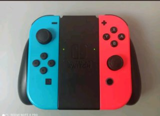 Nintendo Switch OLED Blanca y Roja