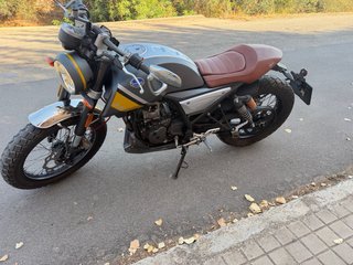 Mondial HPS 125 carnet B