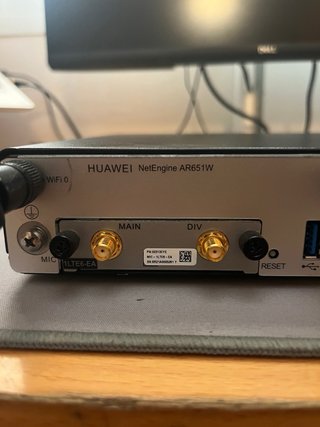 Huawei NetEngine AR651W + 4G LTE Cat 6