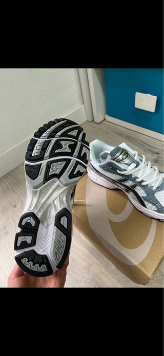 Zapatillas Asics Kayano 14 Gris/Blanco