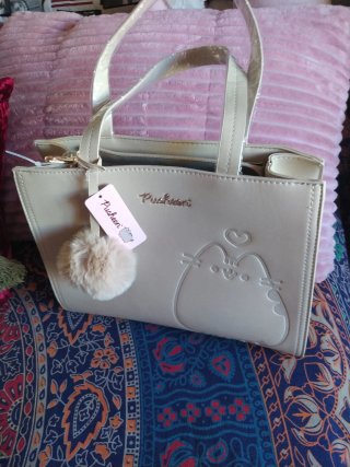Bolso Pusheen Beige con pompón