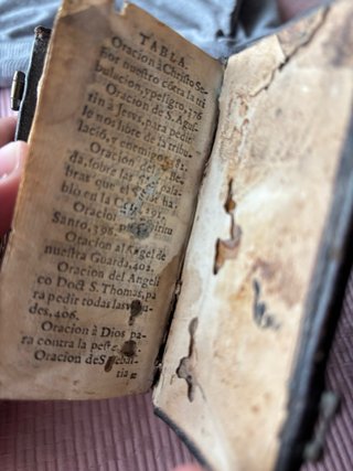 libro antiguo estudio religion s xvii