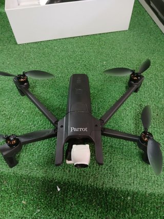 Parrot Anafi - Dron cuadricóptero