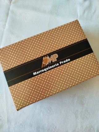 Portafoglio in pelle marrone chiaro Prada