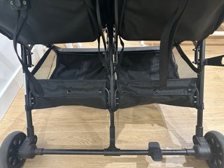 Silla gemelar paseo semi nueva