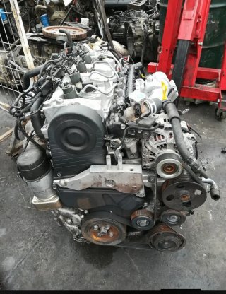 Despiece motor Kia Carens 2007