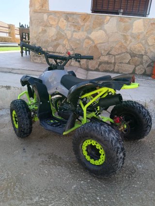 Quad 50cc Negro y Verde