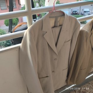 Lote trajes pantalón 44 chaqueta 50
