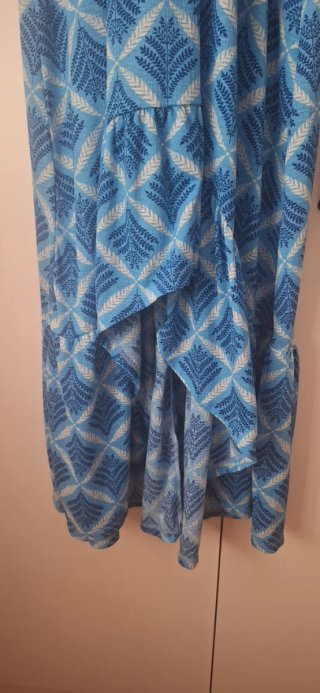 Vestido largo estampado azul y blanco