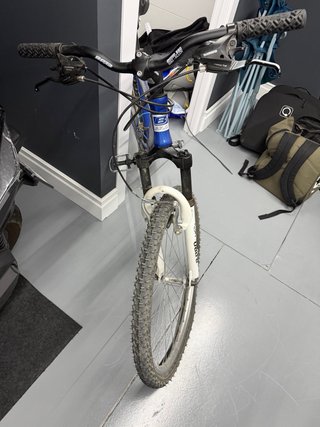Bicicleta B-PRO YOUNG Azul