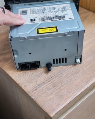 Radio CD Saab 93 Cargador Original