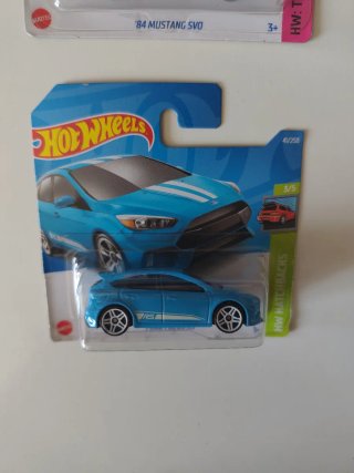 Hot Wheels Mustang SVO y Ford Focus RS