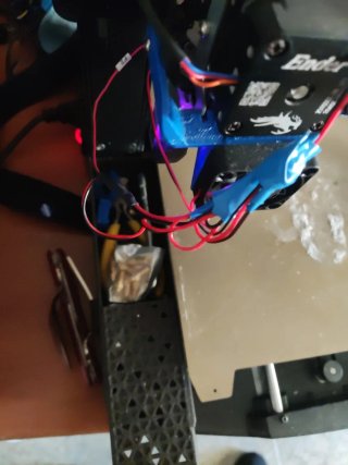 Impresora 3D Creality Negra y Azul Chollo