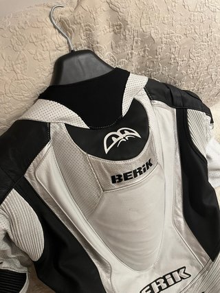 Mono de moto Berik