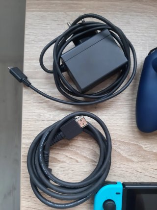 Nintendo Switch 1ª + accesorios