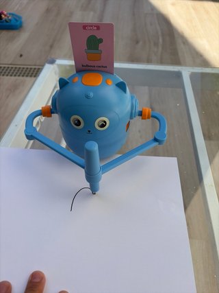 Robot JQR-01 para pintar niños
