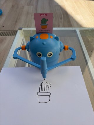 Robot JQR-01 para pintar niños