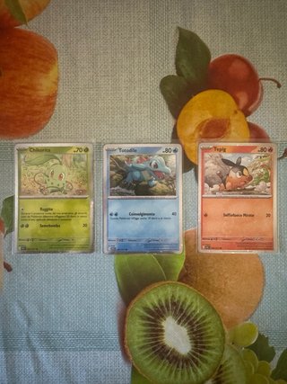 Carte Pokemon - Lotto di 381 carte
