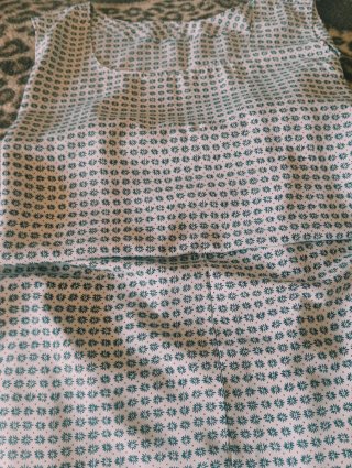 Conjunto blusa y pantalón hecho a medida,No arruga