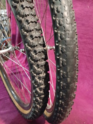 Ruote con cerchi FIR MS 24D e mozzi Shimano XT 7V.