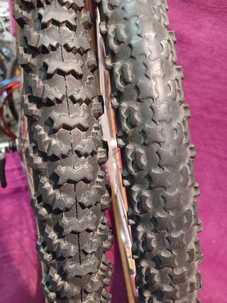 Ruote con cerchi FIR MS 24D e mozzi Shimano XT 7V.