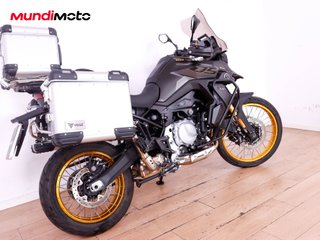 VOGE 900 DSX