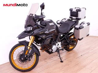 VOGE 900 DSX