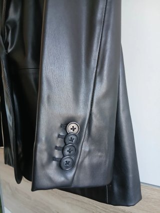 Chaqueta Poliéster Negra