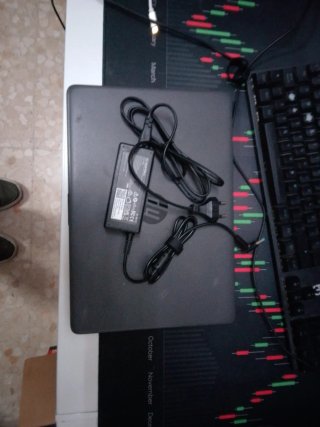 Portátil HP 240 G8 Gris