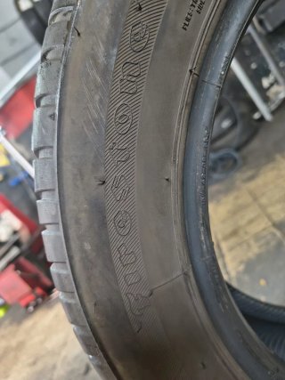 Neumático 185/60 R15